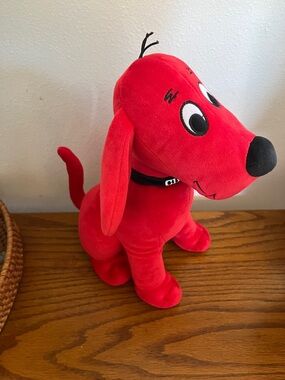 Clifford Big Red Plush Dog Toy -